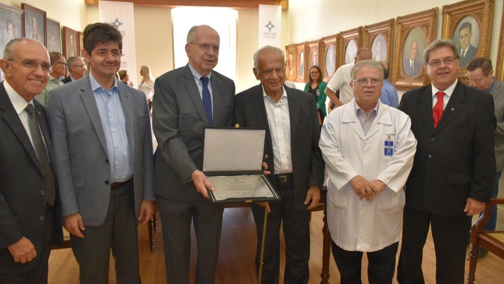  Irmão Pedro Simon é homenageado pela Santa Casa