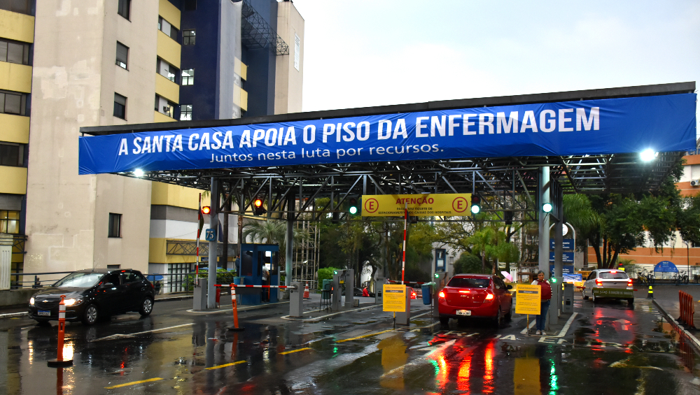 Nota de esclarecimento: Santa Casa apoia o piso da enfermagem