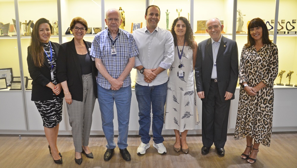 Santa Casa adquire arco cirúrgico através de emenda do vereador Moisés Barboza 