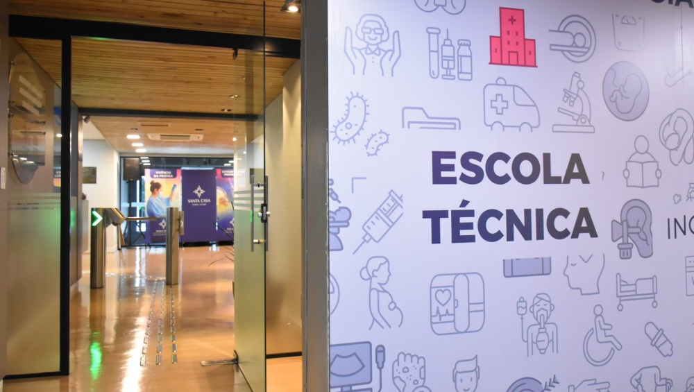 Santa Casa abre sele&ccedil;&atilde;o para 25 bolsas integrais em curso t&eacute;cnico de Enfermagem